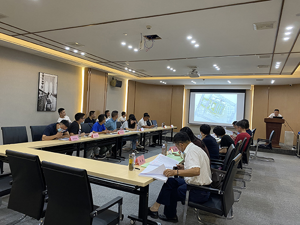 星空网页版组织召开鄱阳县鄱阳湖公园地下停车场项目初步设计的评审会
